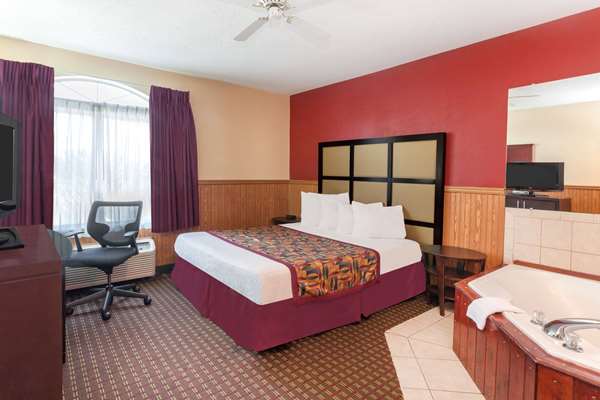  - Baymont Inn & Suites Calumet City - I-94, Exit 71