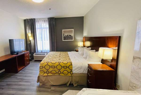  - Baymont Inn & Suites Calumet City - I-94, Exit 71