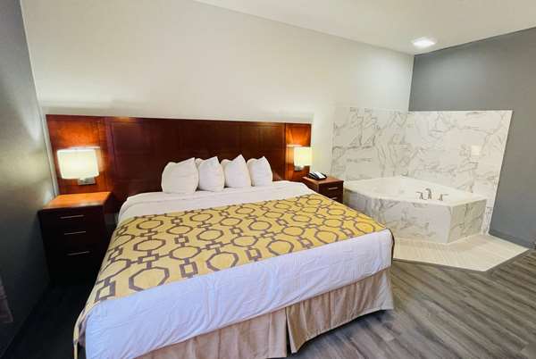  - Baymont Inn & Suites Calumet City - I-94, Exit 71