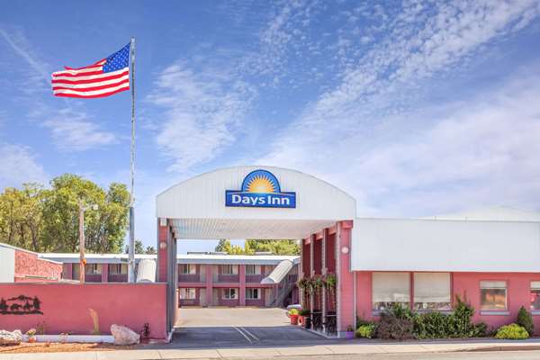 Exterior view - Days Inn Hotel Burns