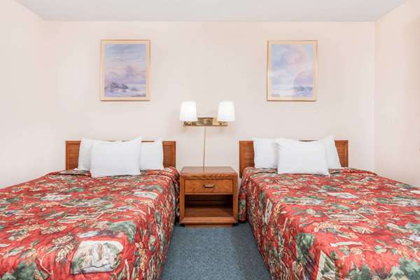  - Days Inn Hotel Burns