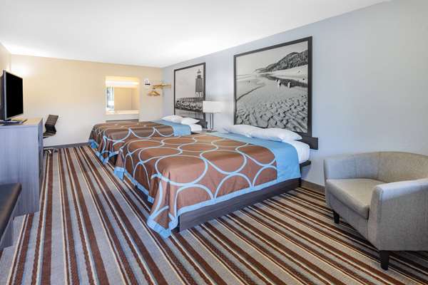  - Super 8 Motel Marysville