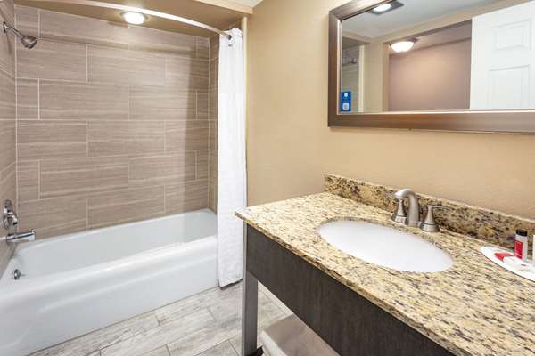  - Super 8 Motel Marysville