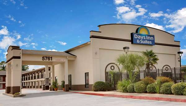 Exterior view - Days Inn & Suites Opelousas - I-49, Exit 18
