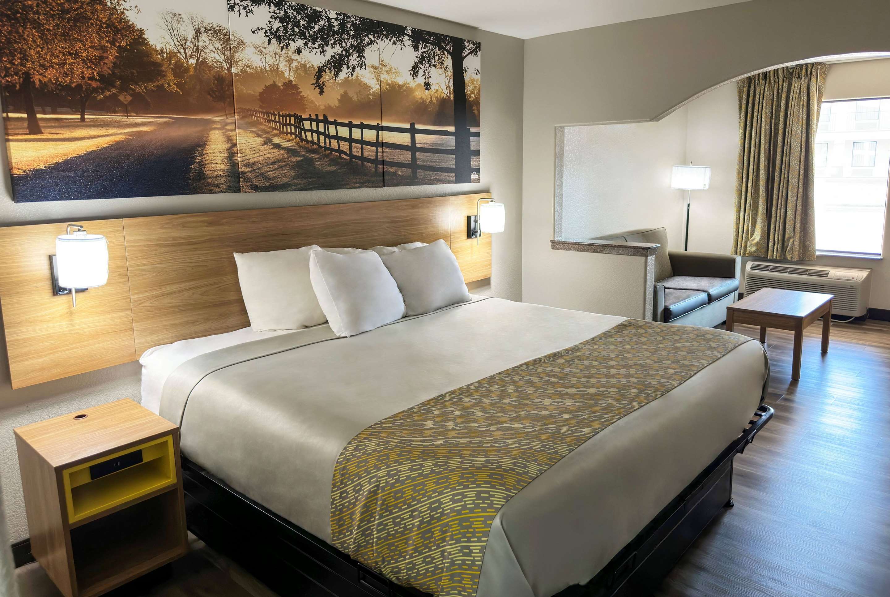 Guest room