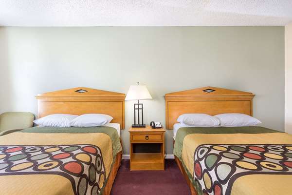  - Super 8 Hotel Manning - I-95, Exit 119
