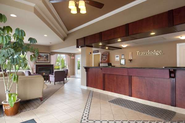  - Travelodge Fraser Highway Langley