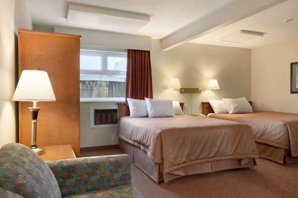  - Travelodge Fraser Highway Langley