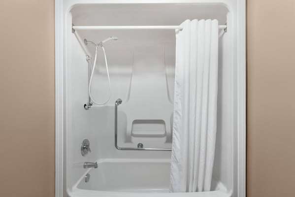  - Travelodge Mountview Motel Kamloops