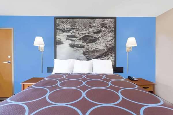  - Super 8 Motel Harrington