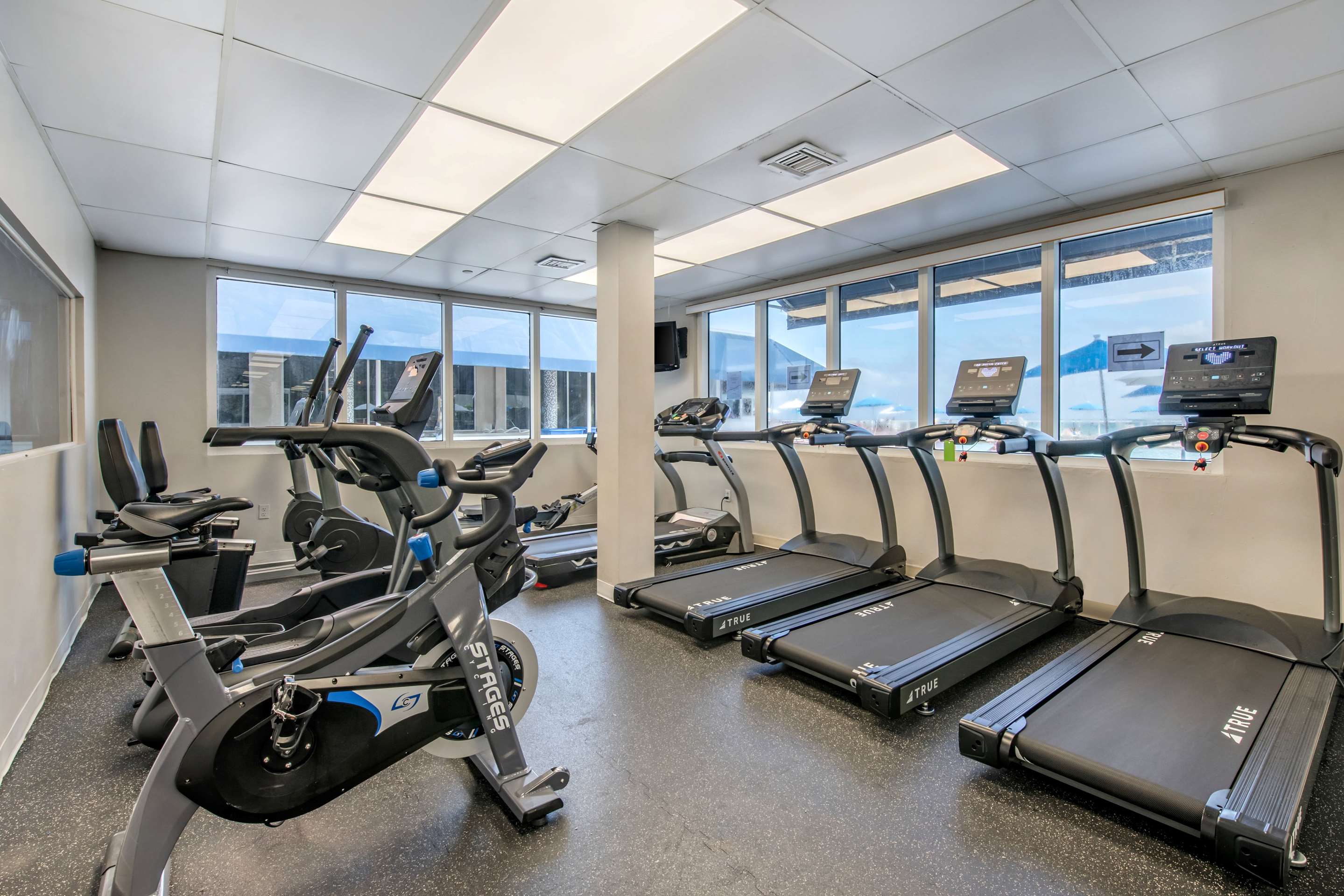 Health club fitness center gym | Ramada Marco Polo Beach