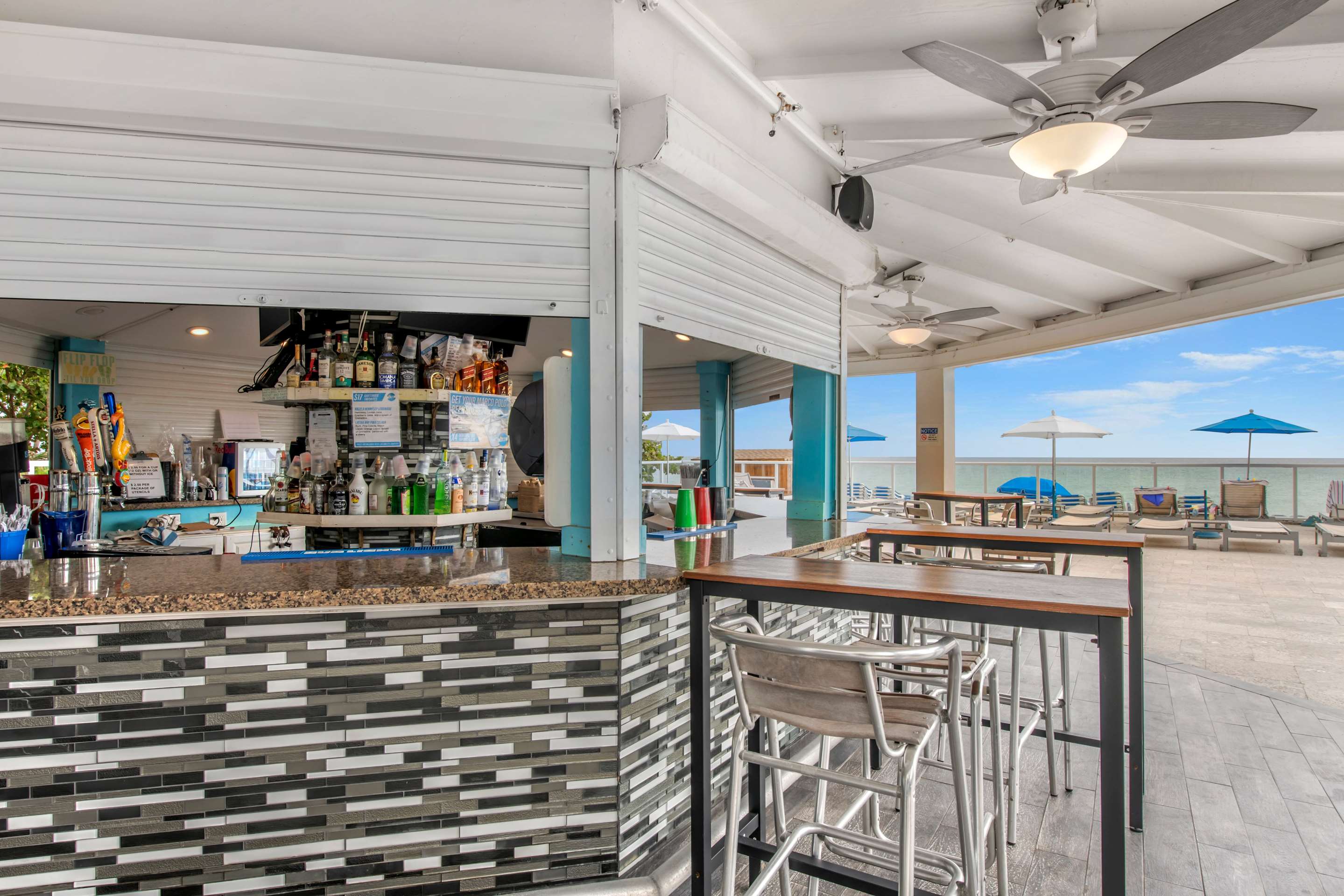 BarLounge | Ramada Marco Polo Beach