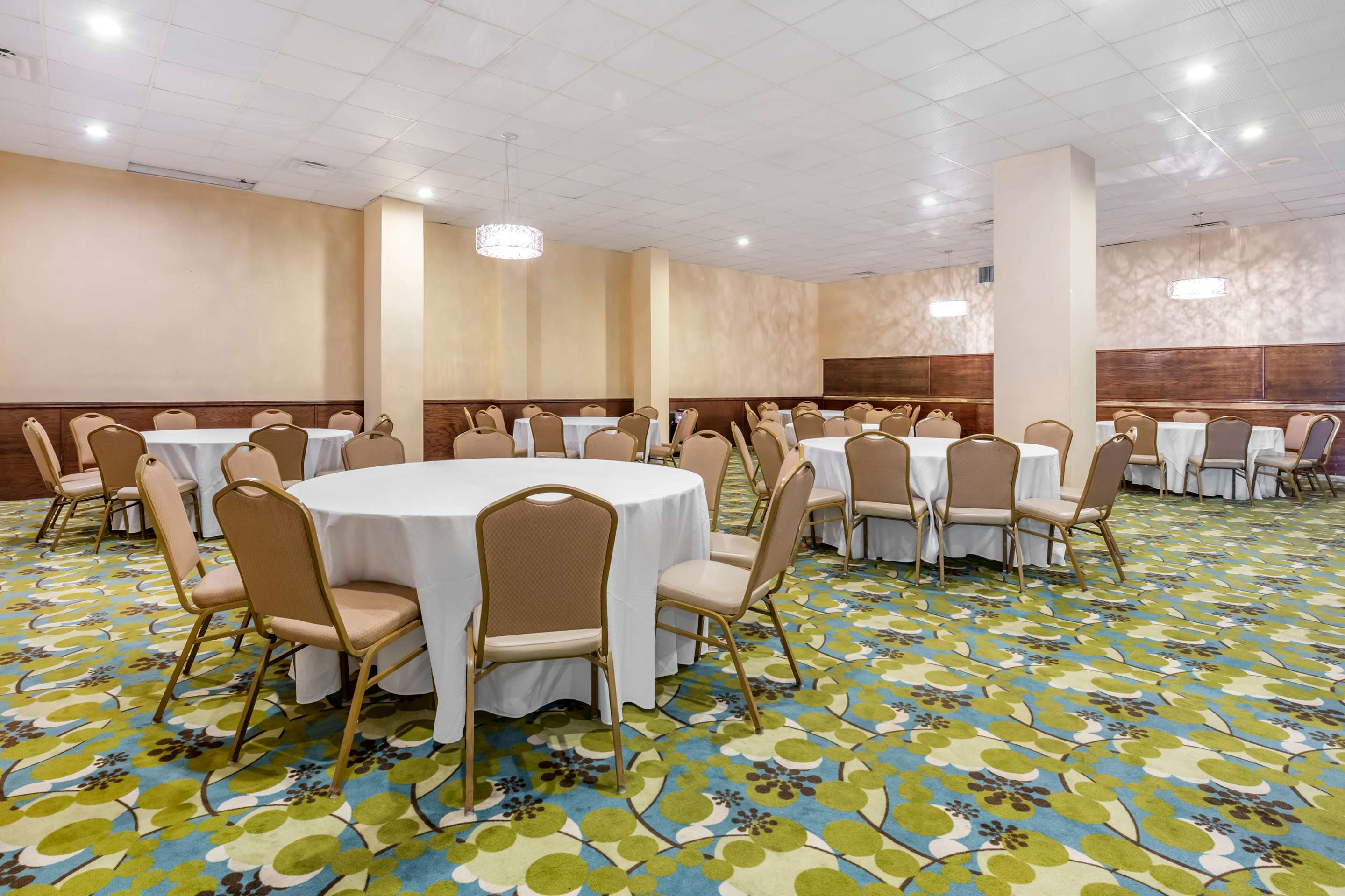 Ballroom | Ramada Marco Polo Beach