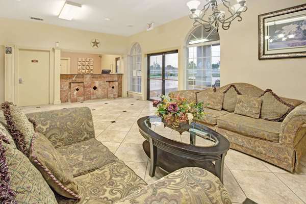  - Super 8 Motel Loop 12 Dallas - I-30, Exit 52