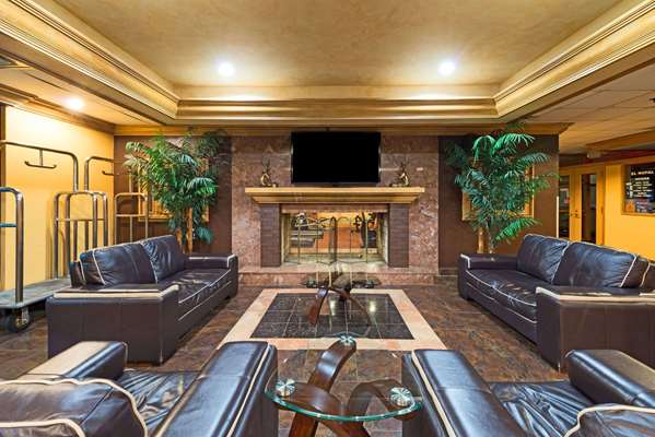  - Ramada Inn Downtown North Louisville - I-71, Exit 2