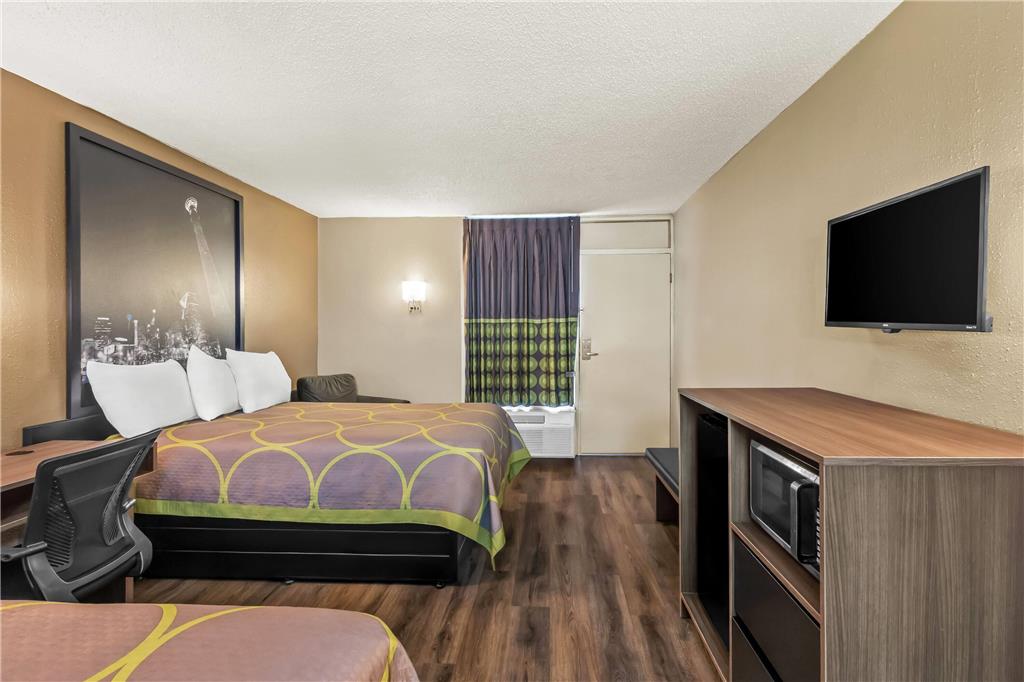 SUPER 8 BY WYNDHAM COMMERCE-guestroom-Guest Room,On-Site,Double Room.jpg