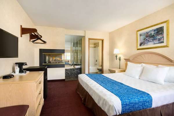  - Travelodge Niagara Falls