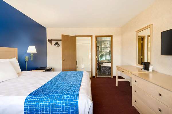  - Travelodge Niagara Falls