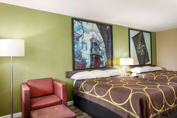  - Super 8 Motel Brookhaven - I-55, Exit 42