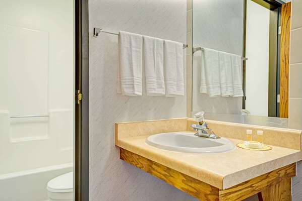  - Days Inn Monticello