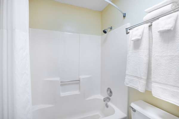  - Days Inn Monticello