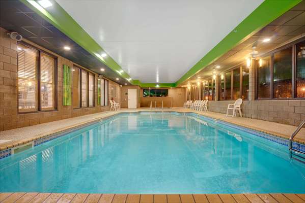 Pool - Wingate by Wyndham Fargo - I-94, Exit 348