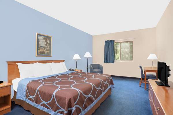  - Super 8 Hotel Cobleskill