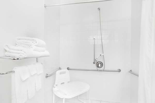  - Super 8 Hotel Cobleskill