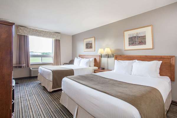  - Super 8 Hotel Millbrook