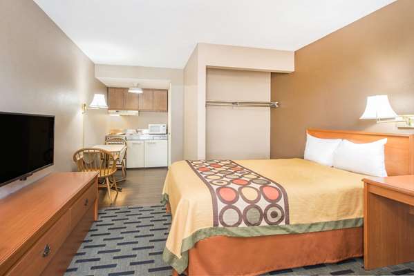  - Super 8 Motel Marysville