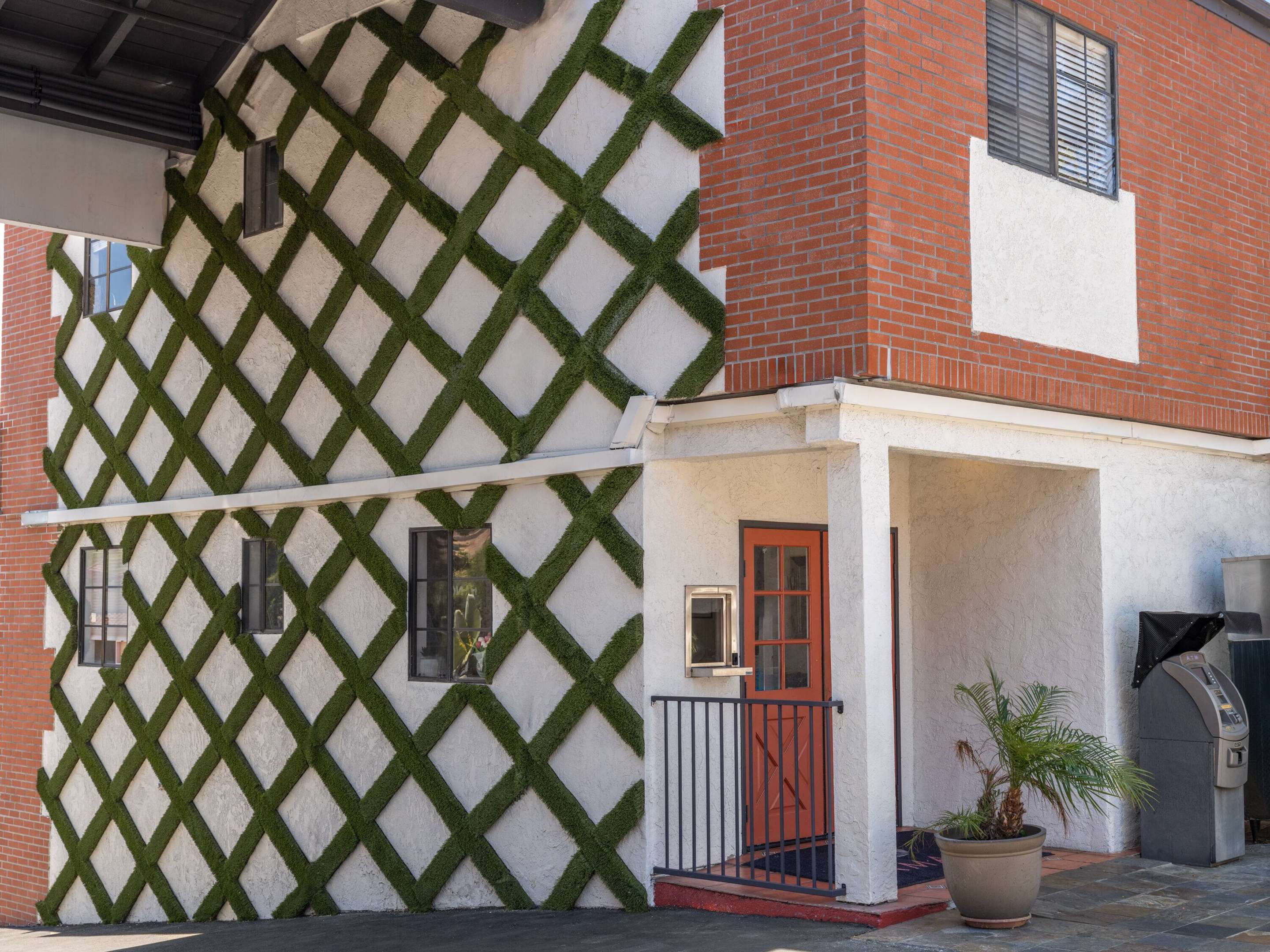 Exterior | Ramada by Wyndham Poway- San Diego North