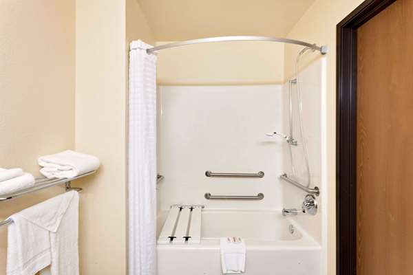  - Super 8 Hotel Lebanon