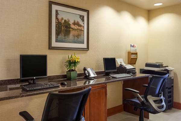 Conference Area - Wingate by Wyndham Hotel Chantilly