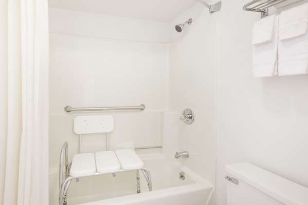  - Super 8 Motel Newcomerstown - I-77, Exit 65