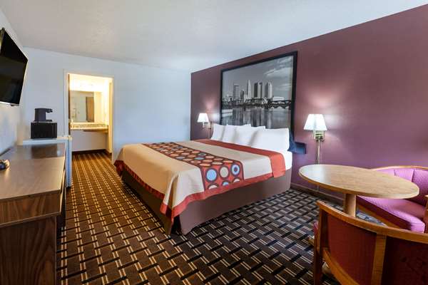  - Super 8 Motel Newcomerstown - I-77, Exit 65