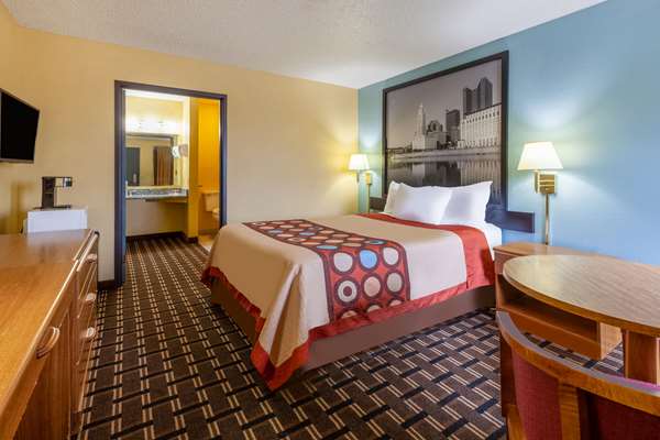  - Super 8 Motel Newcomerstown - I-77, Exit 65