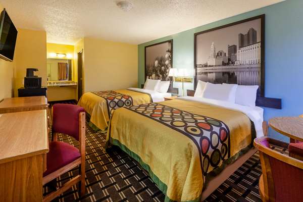  - Super 8 Motel Newcomerstown - I-77, Exit 65