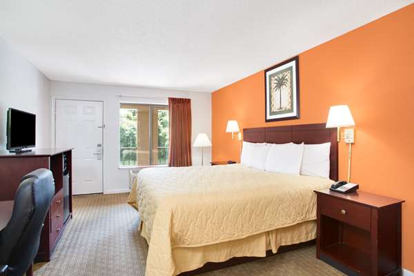  - Super 8 Motel Defuniak Springs - I-10, Exit 85