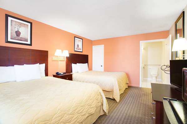  - Super 8 Motel Defuniak Springs - I-10, Exit 85