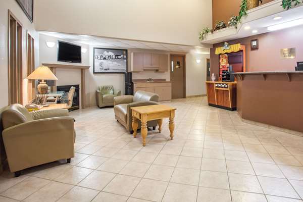  - Super 8 Motel Meadow Lake
