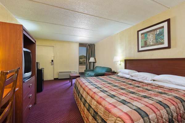  - Knights Inn Brenham