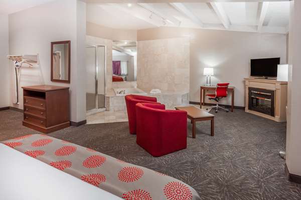  - Ramada Inn & Conference Center Hammond - I-90, Exit 5