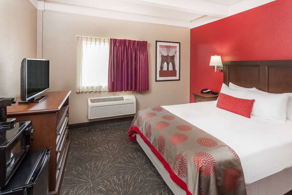 RAMADA HOTEL & CONFERENCE CENTER BY-guestroom-Guest Room,On-Site.jpg