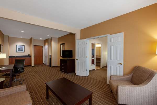  - Wingate by Wyndham Hotel Houston