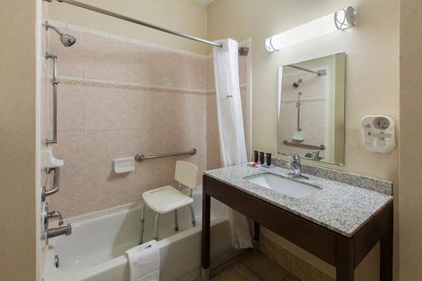  - Wingate by Wyndham Hotel Houston
