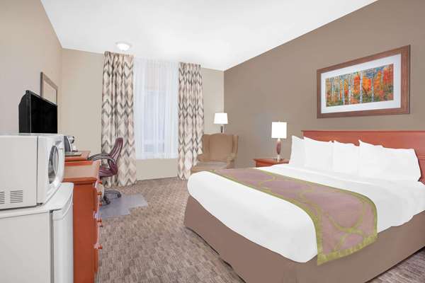  - Super 8 Hotel Athabasca