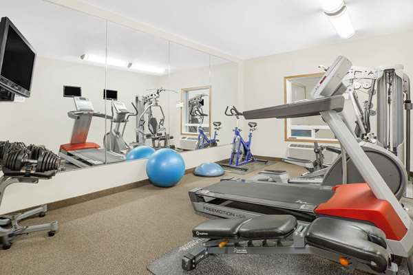 Fitness/ Exercise Room - Super 8 Hotel Athabasca