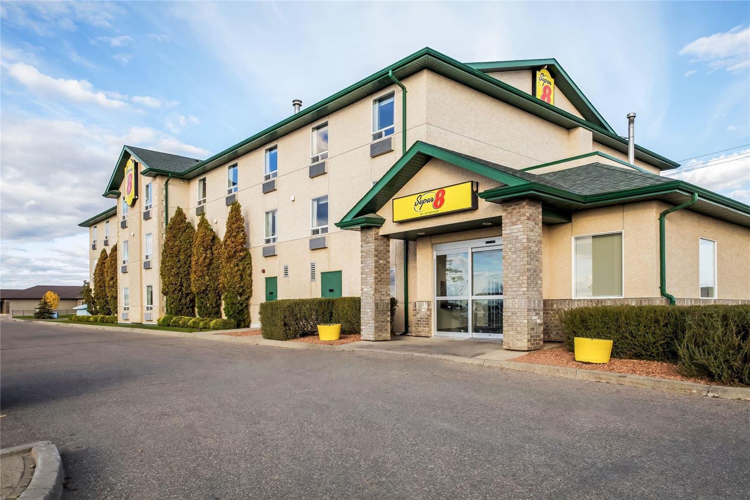 Super 8 Prince Albert