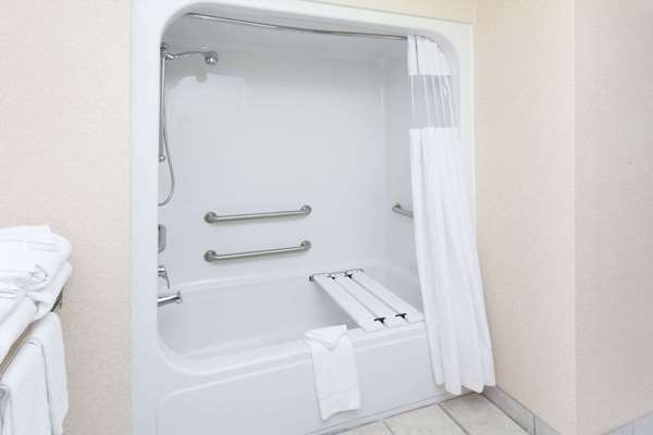  - Baymont Inn & Suites New Buffalo