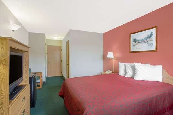 - Days Inn Custer
